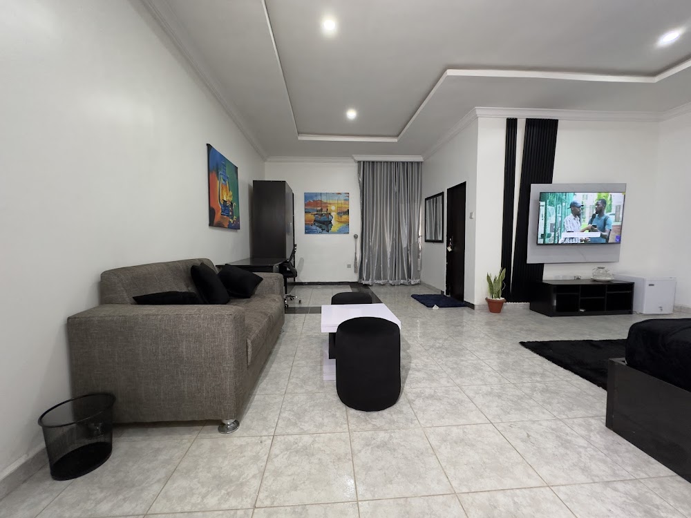 House IX Service Apartment photo 4